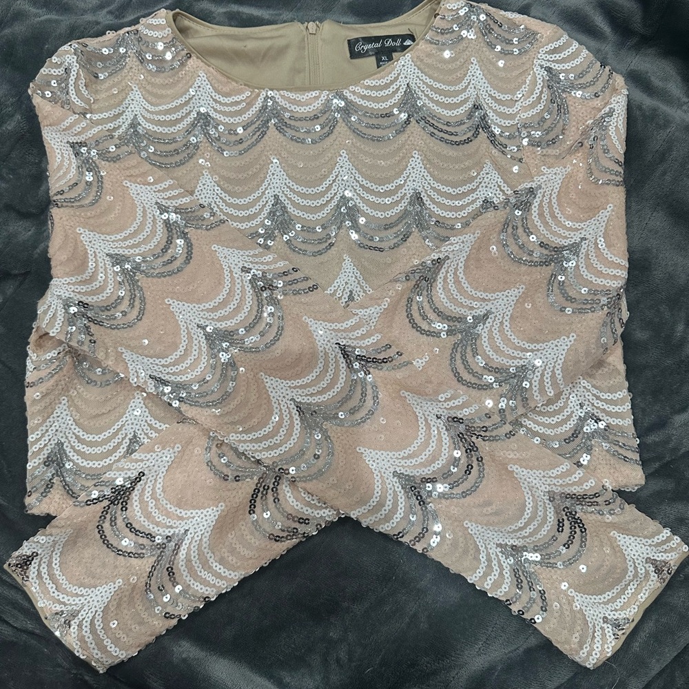 Crystal Doll Women's Sequin Top and skirt - Silver and Cream